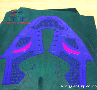 浙江李刘先生寻找水性立体金油厂家,来电37化工咨询解决方案 浙江李刘先生寻找水性立体金油厂家,来电37化工咨询解决方案